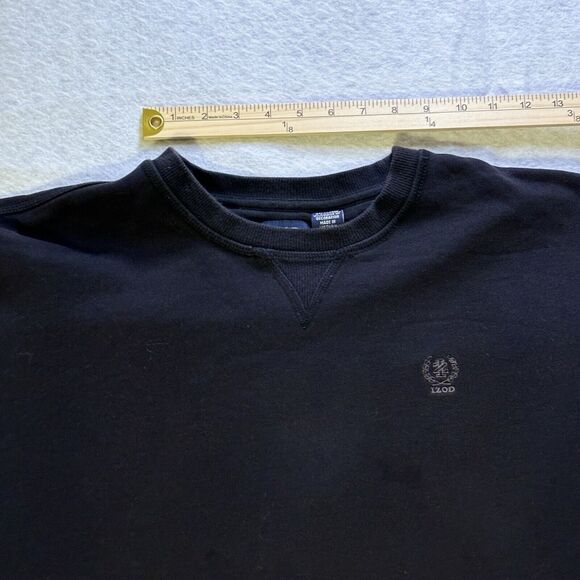 IZOD Black Crewneck Sweatshirt Embroidered Logo Mens XL - Picture 8 of 10